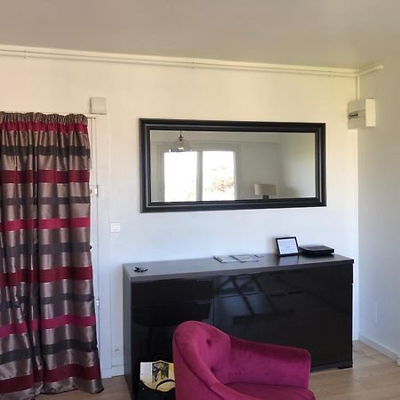 Studio tout confort apercu mer Dinard Extérieur photo