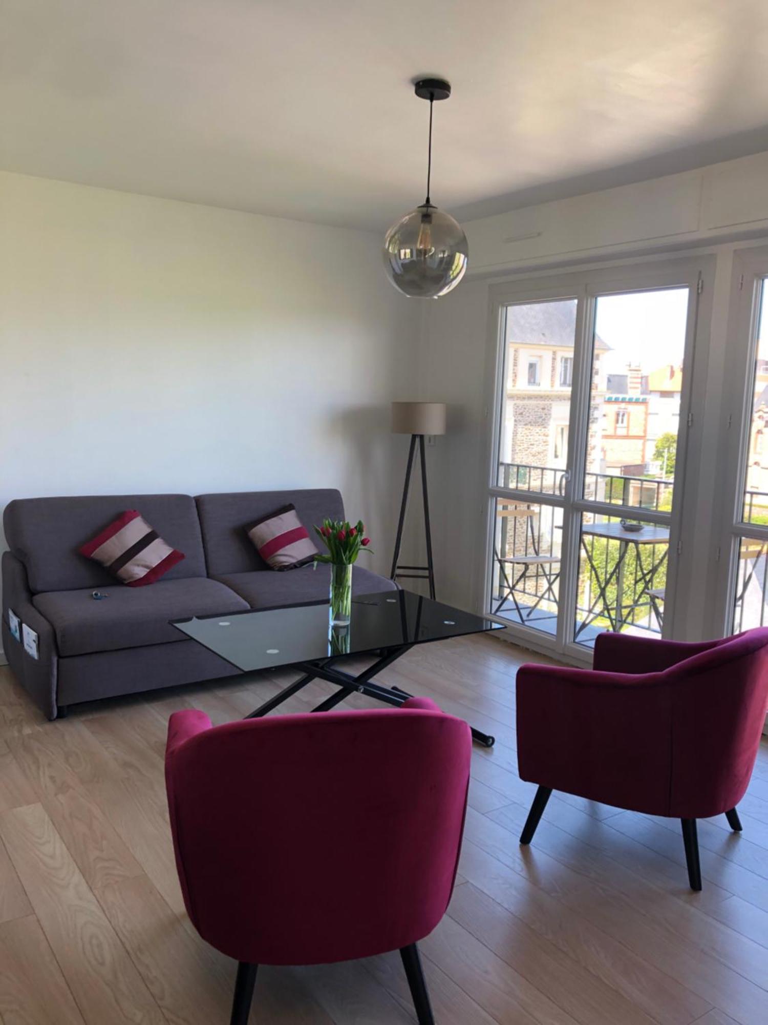 Studio tout confort apercu mer Dinard Extérieur photo